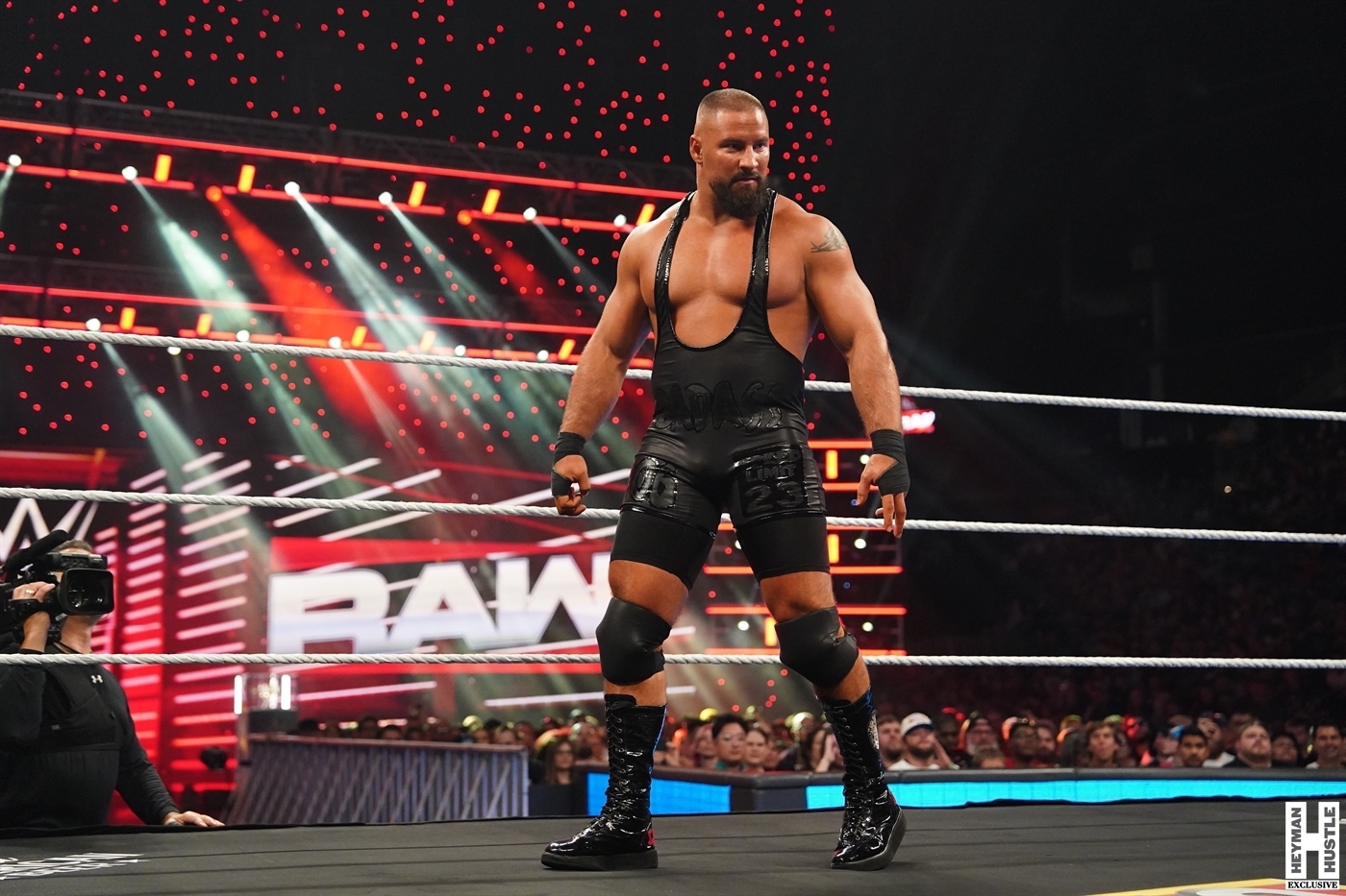 EXCLUSIVE PHOTOS OF BRON BREAKKER VS PENTA FROM WWE MONDAY